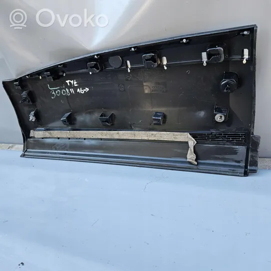 Citroen Jumpy Takaoven lista (muoto) 9811404577