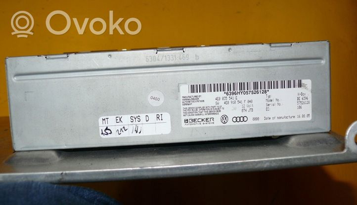 Audi A8 S8 D3 4E GPS-navigaation ohjainlaite/moduuli 4E0910541F