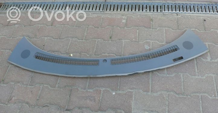 Nissan Quest Ramka deski rozdzielczej 683105Z000