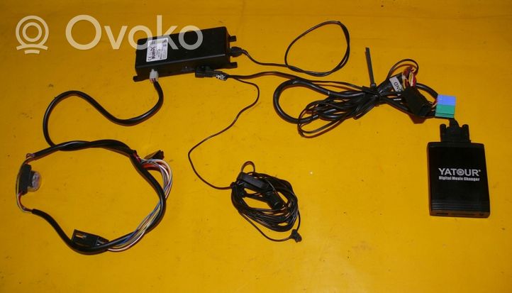 Volkswagen Transporter - Caravelle T5 Bluetoothin ohjainlaite/moduuli 000051433C