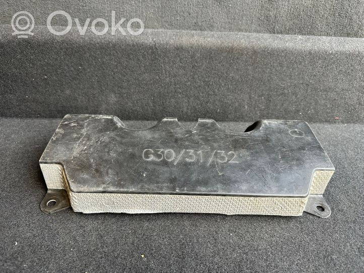 BMW 5 G30 G31 Kita dugno detalė 7340784