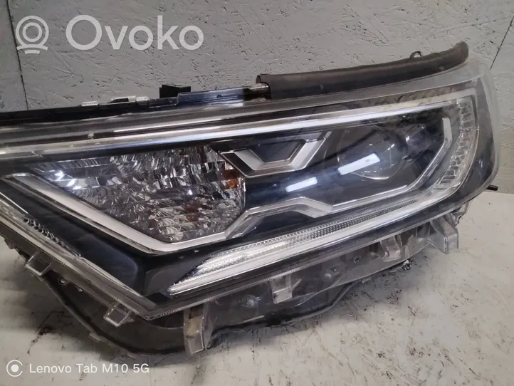 Toyota RAV 4 (XA50) Headlight/headlamp 8990742060