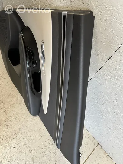 Hyundai Tucson IV NX4 Kita galinių durų apdailos detalė M83320N7001
