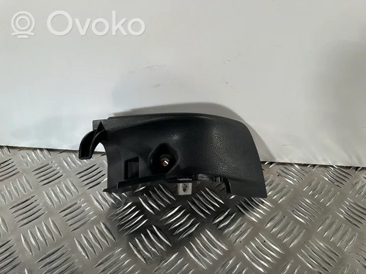 Mercedes-Benz C W205 Listwa pod lampę tylną A2056930263