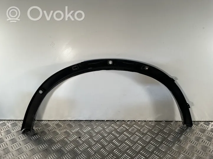 BMW X3 F25 Listwa błotnika tylnego 8050458