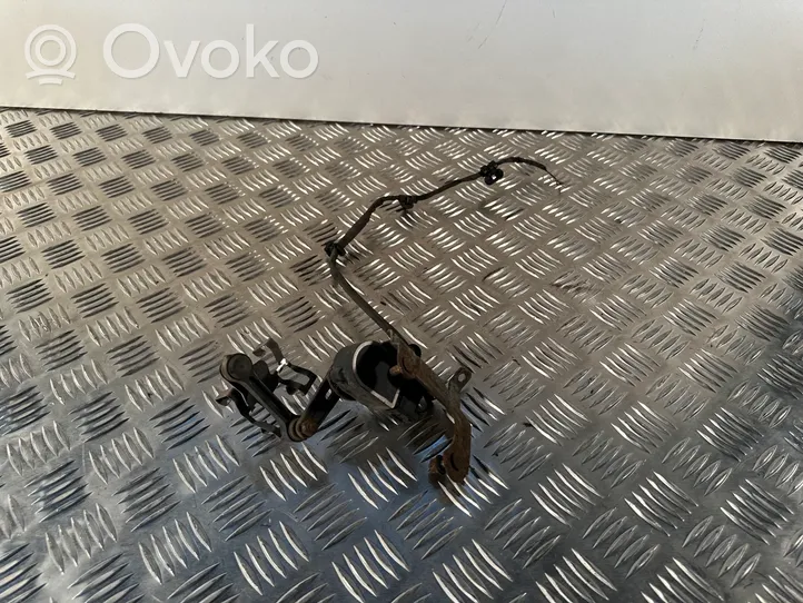 Mercedes-Benz E W213 Ajovalon korkeusanturi A0009053704