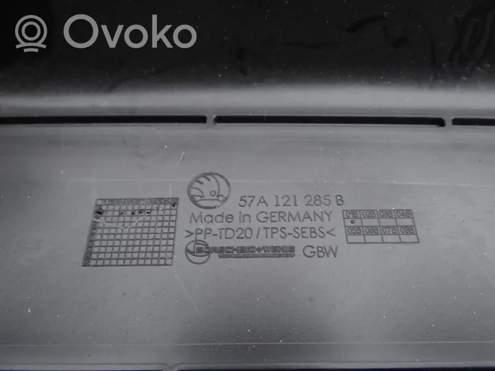 Skoda Karoq Oro nukreipėjas/ kanalas interkūlerio radiatoriaus 57A121285B