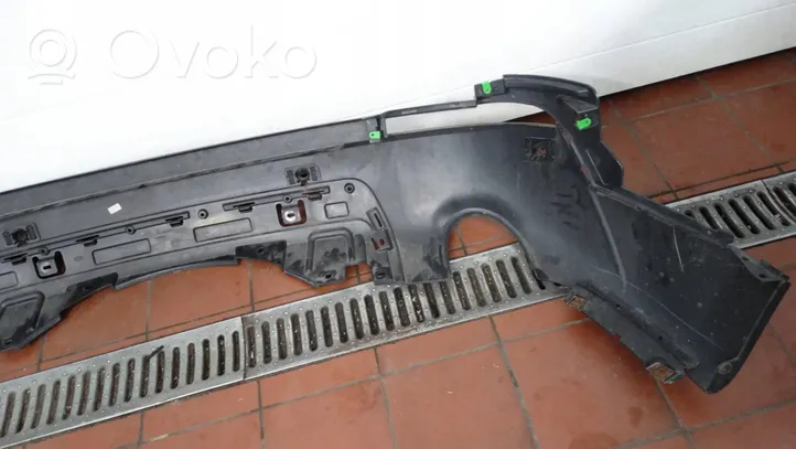 Land Rover Discovery Sport Moulure inférieure de pare-chocs arrière FK7217D781A