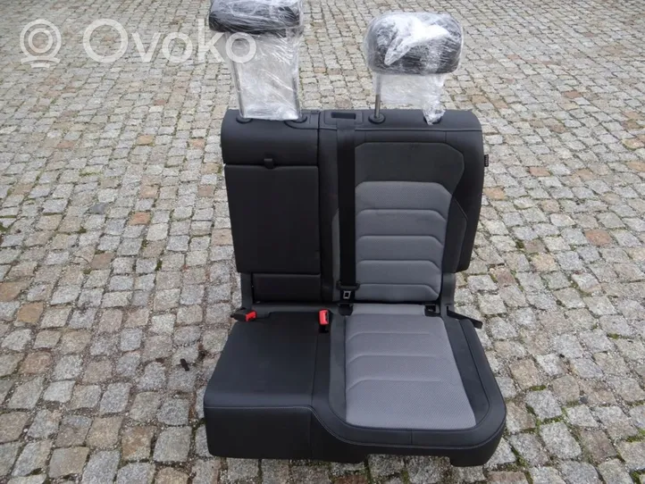 Volkswagen Tiguan Galinė sėdynė 