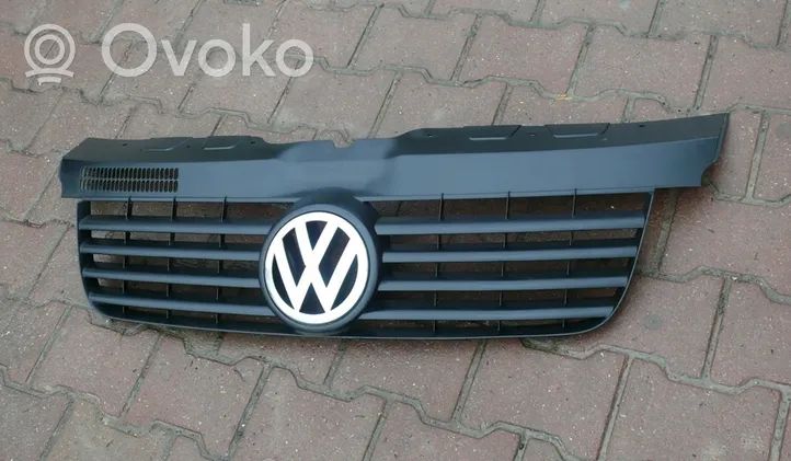 Volkswagen Multivan T5 Grille calandre supérieure de pare-chocs avant 7H08071015