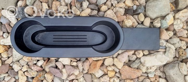 Opel Zafira C Cup holder front 