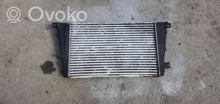 Opel Astra H Intercooler radiator 13231458
