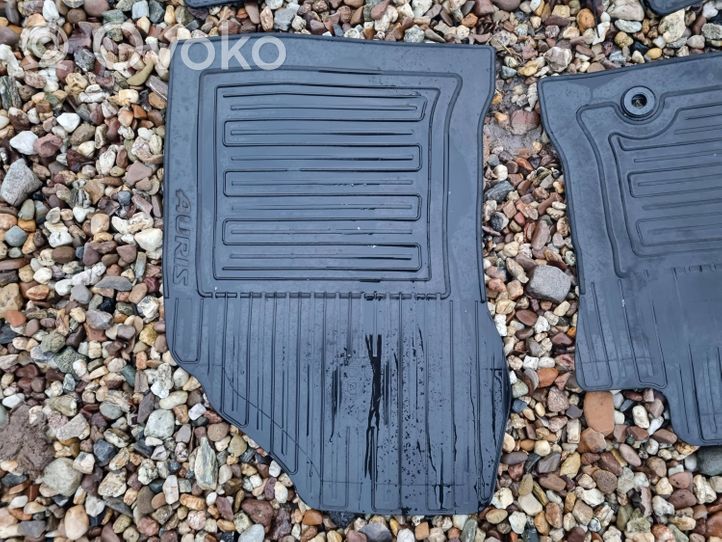 Toyota Auris E180 Car floor mat set 