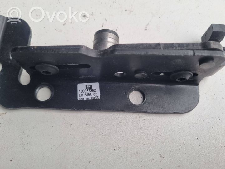 Opel Astra H Convertible roof hinge 133067302