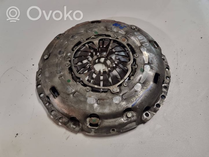 Volkswagen Touran I Pressure plate 124035410