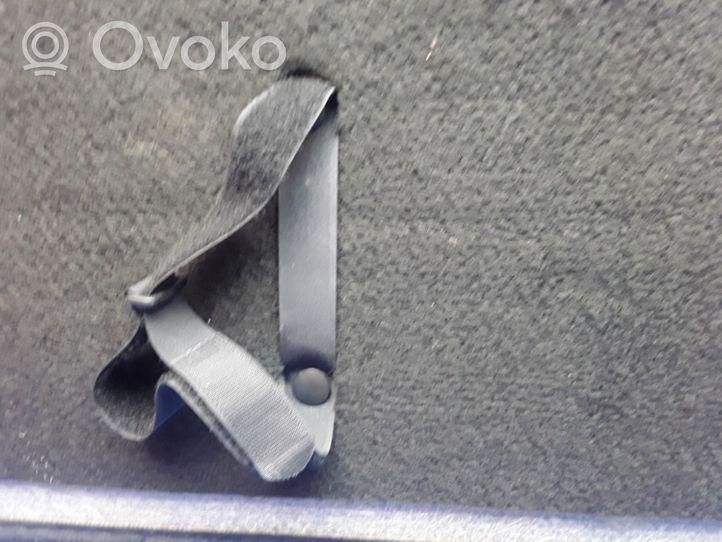 Mercedes-Benz R W251 Wykładzina podłogowa bagażnika A2516802318