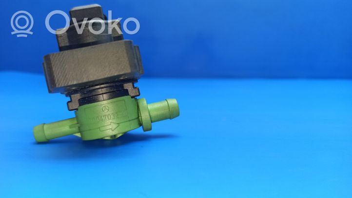 Mercedes-Benz SLK R170 Vacuum valve 0004703293