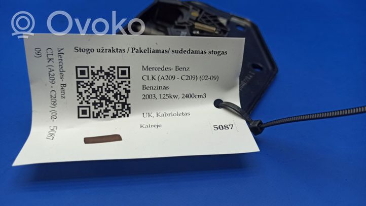 Mercedes-Benz CLK A209 C209 Avattavan katon lukituksen vastakappale A2097700122