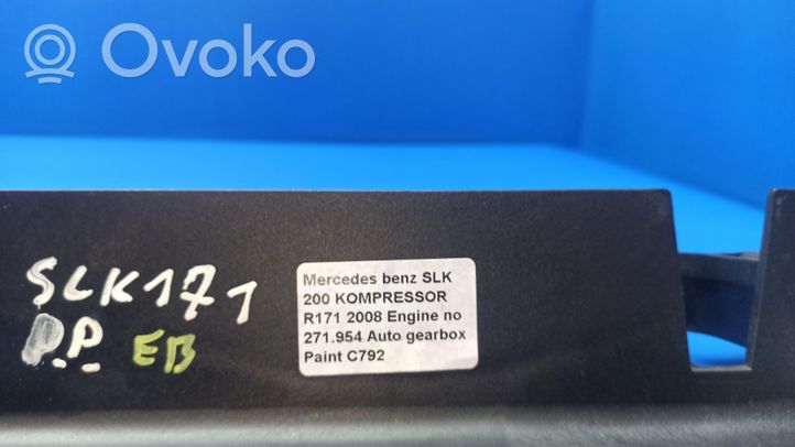 Mercedes-Benz SLK R171 Autres pièces de plage arrière A1716950433