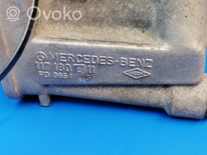 Mercedes-Benz 380 560SEC C126 Support de filtre à huile 0011846525