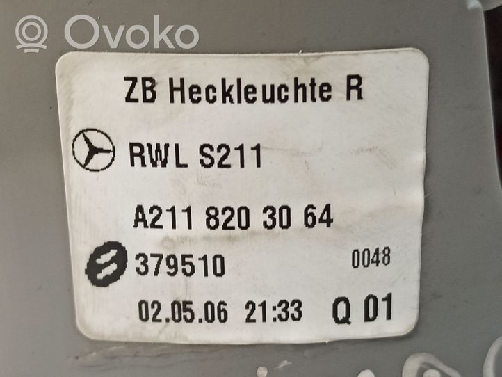 Mercedes-Benz E W211 Takaluukun takavalot A2118203064