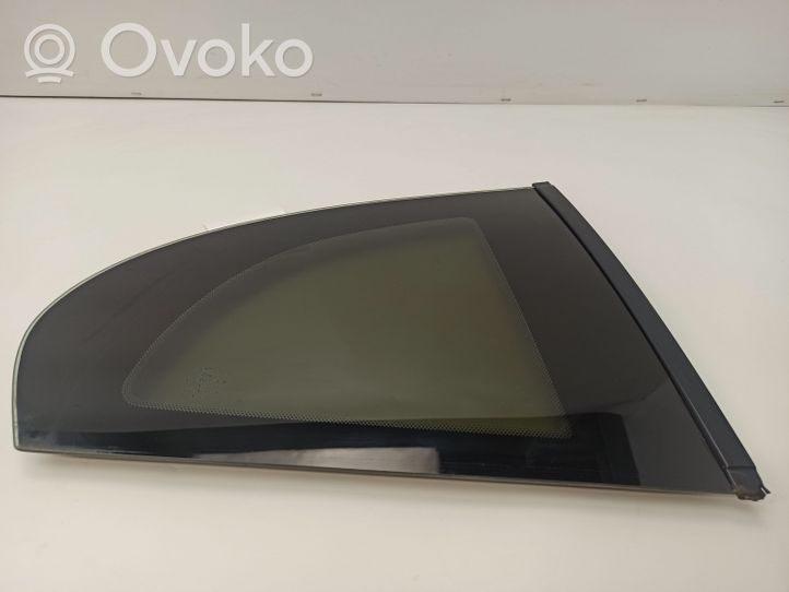 Ford Mustang IV Rear side window/glass XR33632970AA