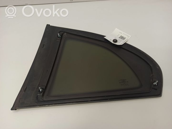 Ford Mustang IV Rear side window/glass XR33632970AA