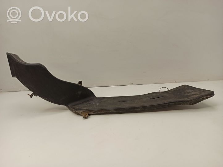 Mercedes-Benz COMPAKT W115 Salono oro latakas (-ai) 1158310145