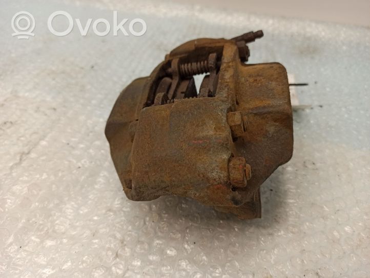 Mercedes-Benz COMPAKT W115 Caliper de freno delantero 