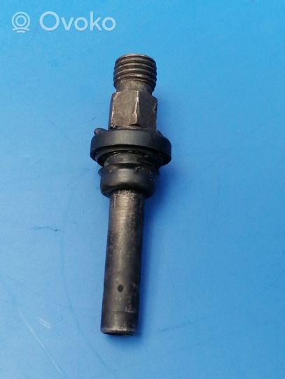 Mercedes-Benz S W126 Injecteur de carburant 0437502015