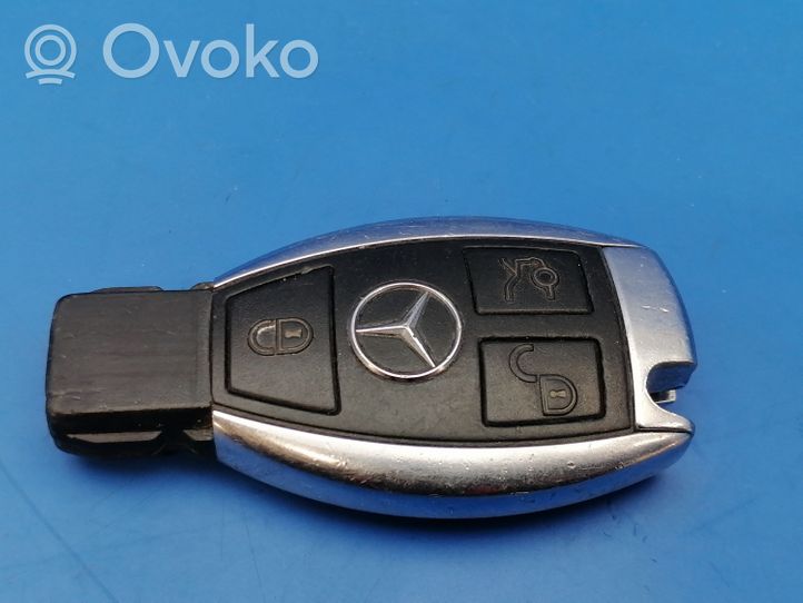 Mercedes-Benz C W204 Chiave/comando di accensione 