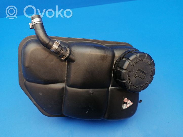 Mercedes-Benz CLS C219 Coolant expansion tank/reservoir 2115000049