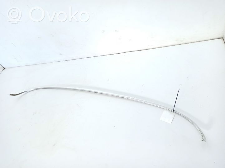 Mercedes-Benz S W116 Windshield trim 