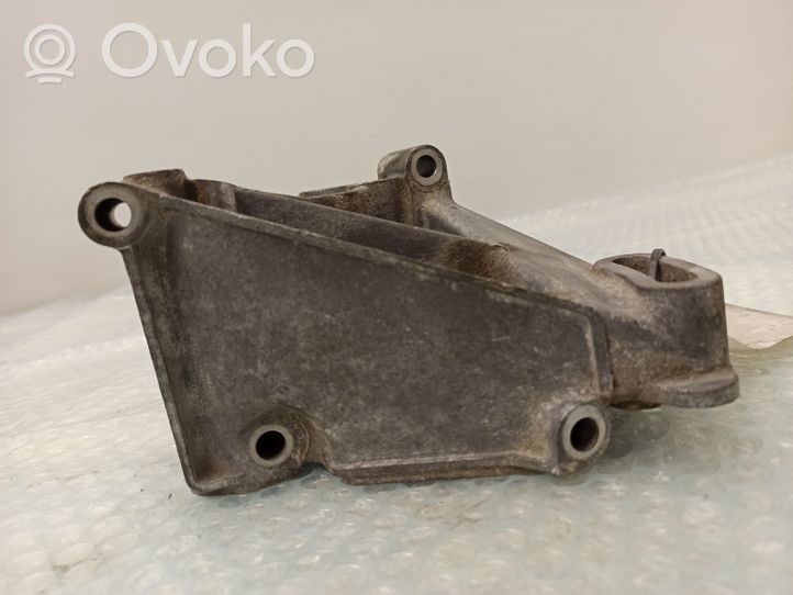 Mercedes-Benz E W123 Supporto di montaggio della pompa del servosterzo 1234660241