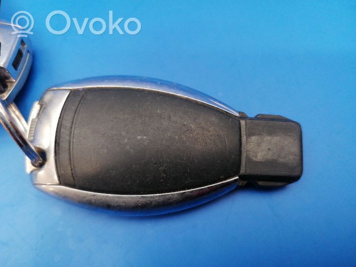 Mercedes-Benz C W204 Ignition key/card 