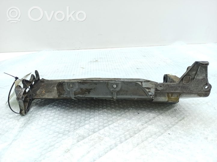 Mercedes-Benz C W203 Oro filtro dėžės laikiklis A6460940641