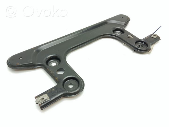 Mercedes-Benz S W220 Steering rack mounting bracket 