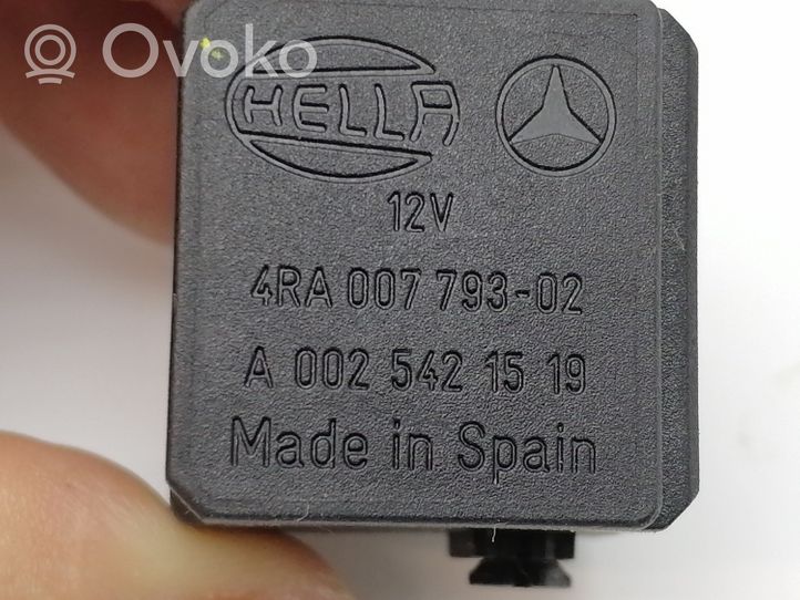 Mercedes-Benz ML W163 Kita rėlė A0025421519