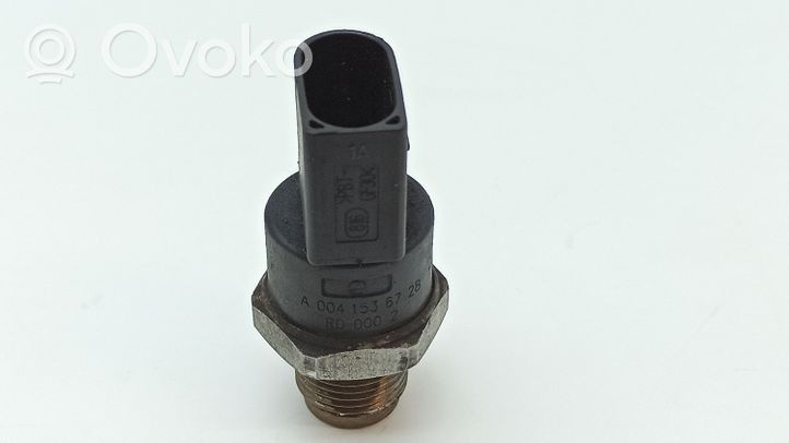 Mercedes-Benz E W211 Sensore di pressione del carburante 0281002504