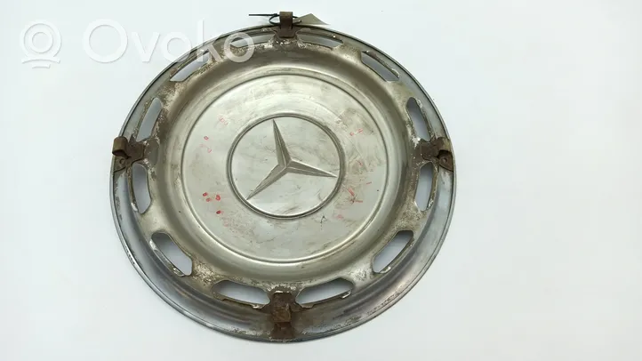 Mercedes-Benz 250 280 C CE W114 R 14 riteņa dekoratīvais disks (-i) 