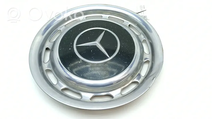 Mercedes-Benz 250 280 C CE W114 R14 wheel hub/cap/trim 