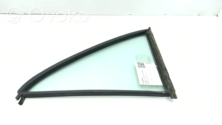 Mercedes-Benz S W116 Rear vent window glass 