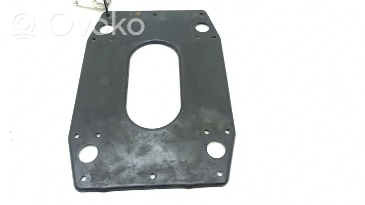 Jaguar XJS Rear differential/diff mount bracket 