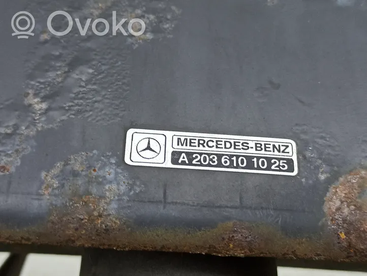 Mercedes-Benz C W203 Renfort de pare-chocs arrière A2036101025