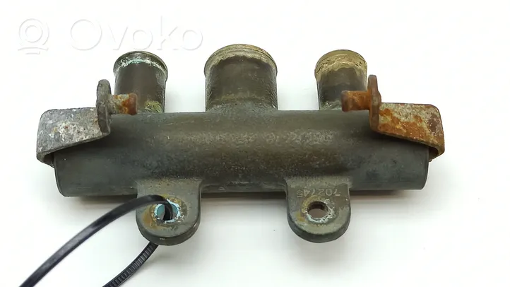 Mercedes-Benz COMPAKT W115 Coolant heater control valve 702745