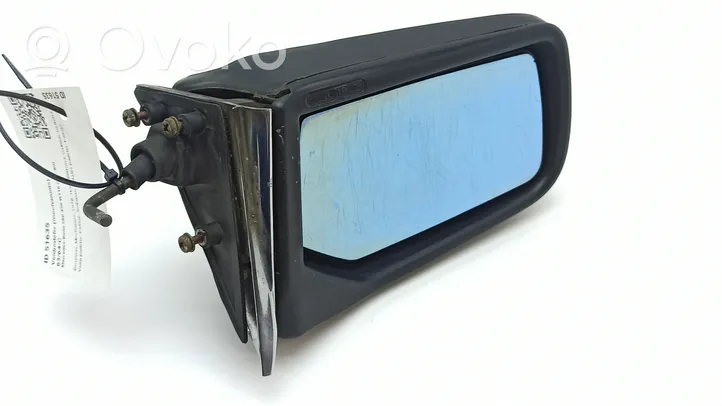 Mercedes-Benz 280 450 W116 Manual wing mirror E117050