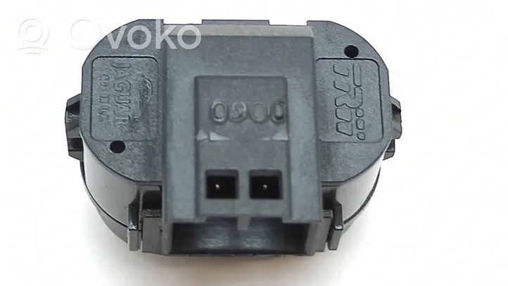 Jaguar XJ X308 Electric window control switch NC6388AA