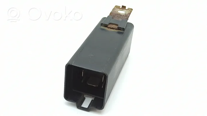 Jaguar XJ X308 Coolant fan relay LJA6702AA