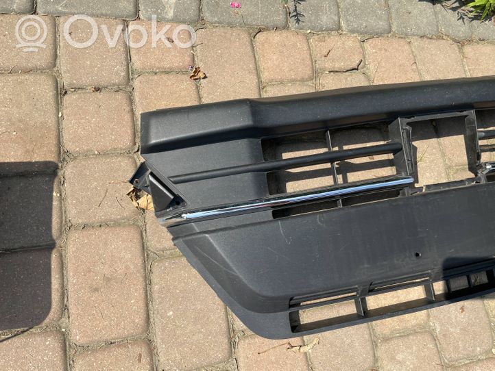 Suzuki Vitara (LY) Grille calandre supérieure de pare-chocs avant 71721-86R