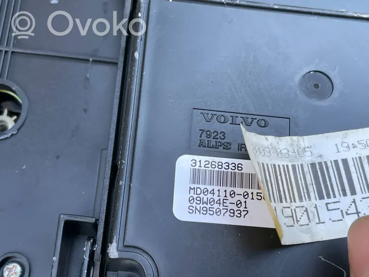 Volvo XC70 Monitori/näyttö/pieni näyttö 31268336